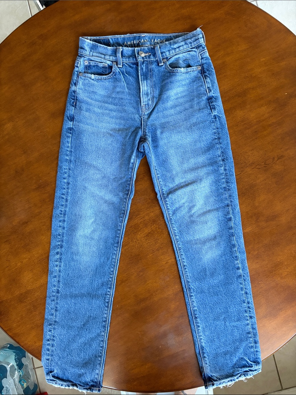 American Eagle Super High-Rise Straight Jeans size 0 short